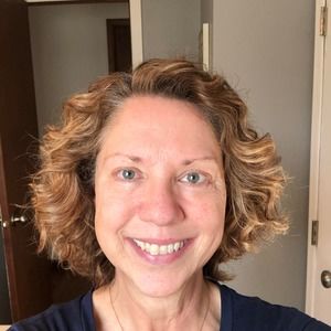 Meet your Posher, Suzanne